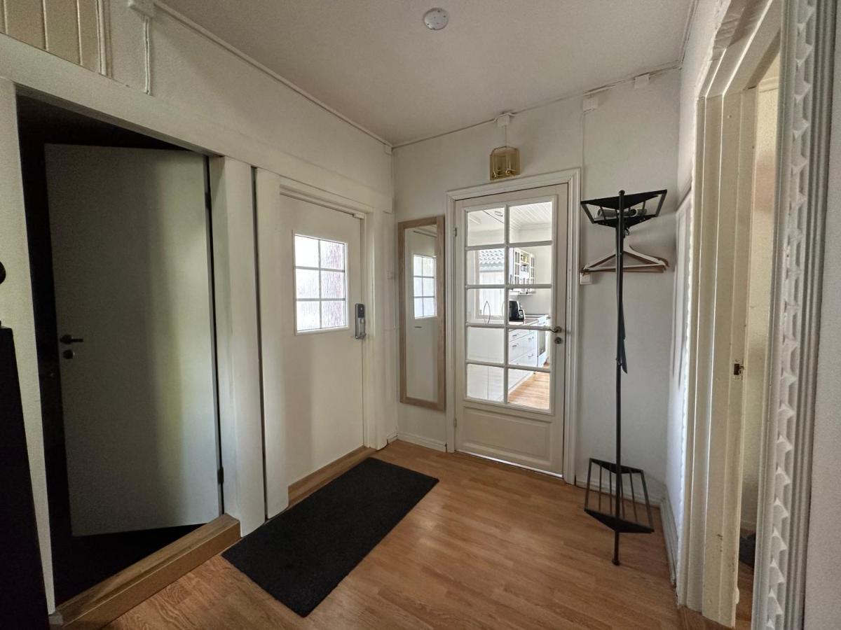 Oslo House, Nedre Kjellerstuvei, First Floor, Twin Room Lillestrøm Екстериор снимка